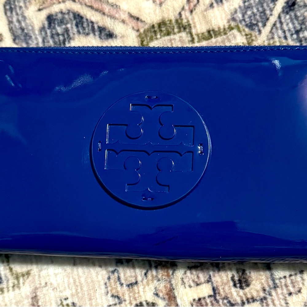 Authentic Tory Burch Wallet